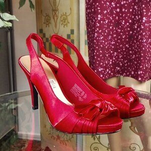 Fioni Night Red Satin Peep Toe Heels, ladies size 8.5